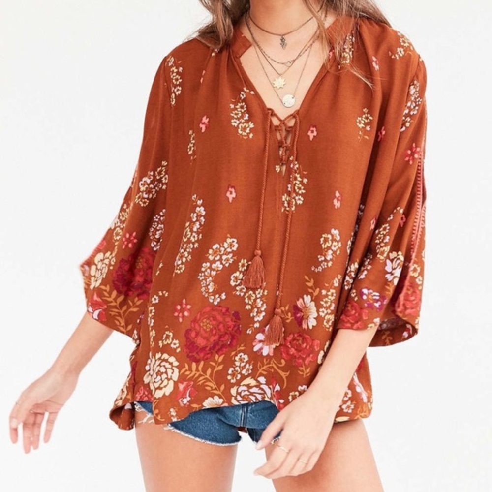 Ecote Lily Lace Up Floral Boho Top NWOT